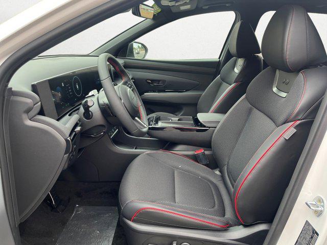 new 2025 Hyundai TUCSON Hybrid car, priced at $39,997