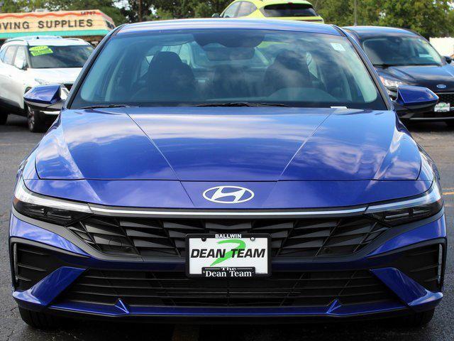 new 2024 Hyundai Elantra car, priced at $24,255