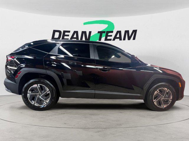 new 2025 Hyundai Tucson Hybrid car