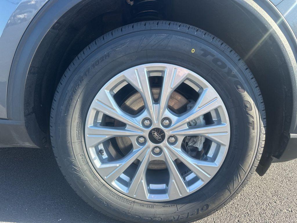 used 2024 Ford Escape car, priced at $22,995