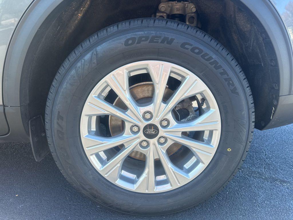 used 2024 Ford Escape car, priced at $22,995