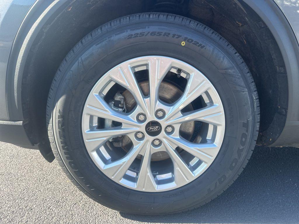 used 2024 Ford Escape car, priced at $22,995