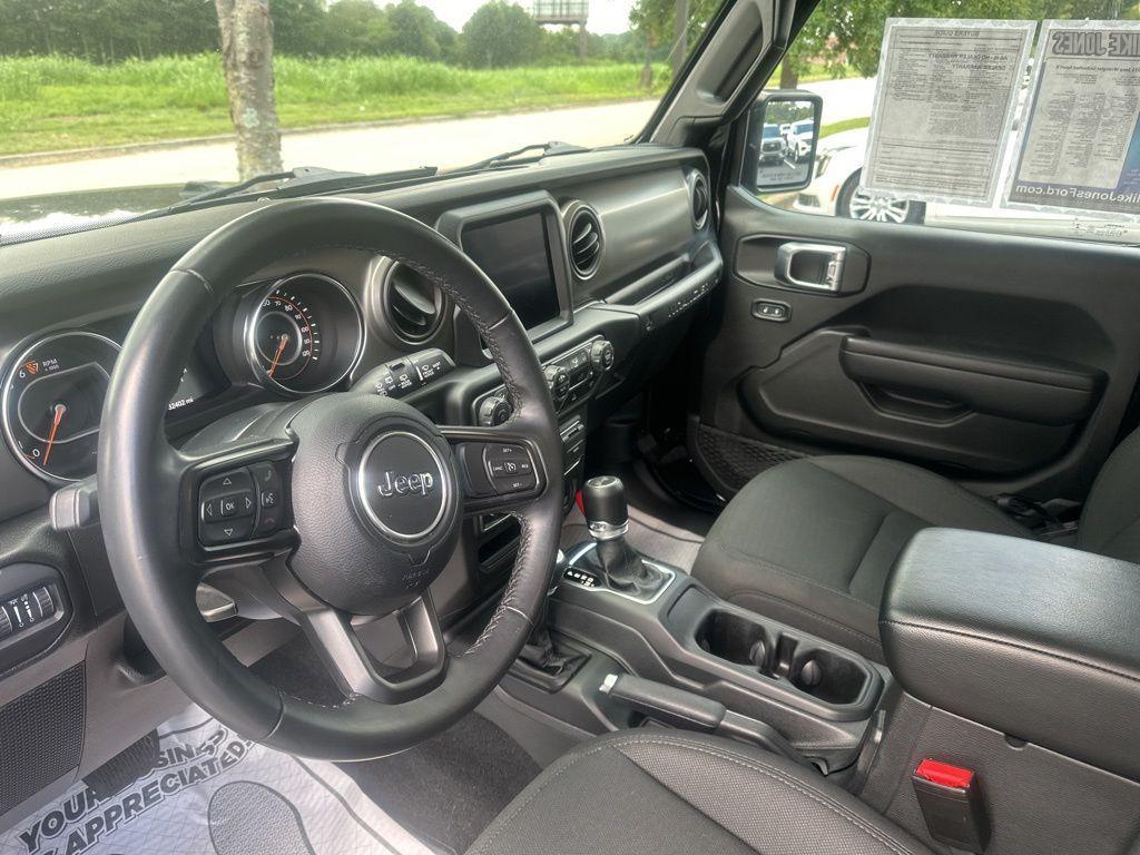 used 2022 Jeep Wrangler Unlimited car, priced at $30,099