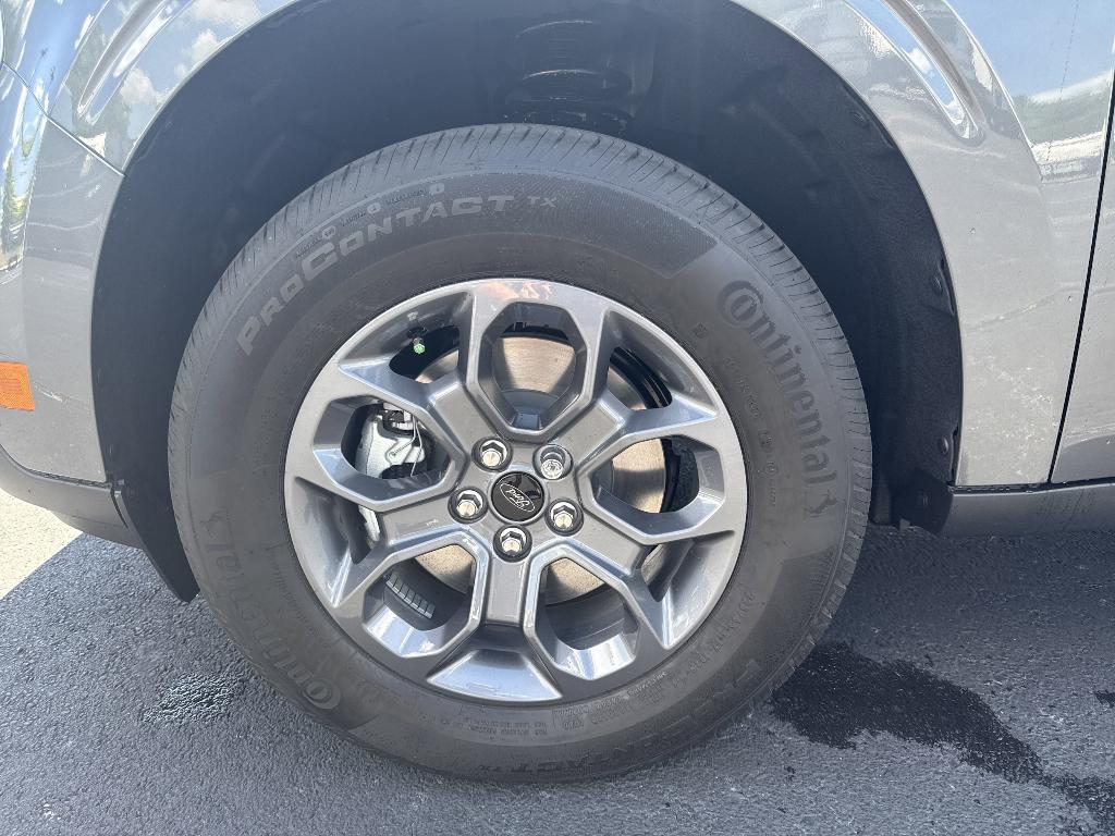 new 2025 Ford Maverick car, priced at $31,090