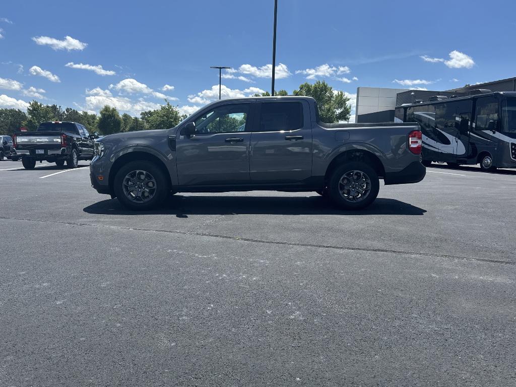 new 2025 Ford Maverick car, priced at $31,090