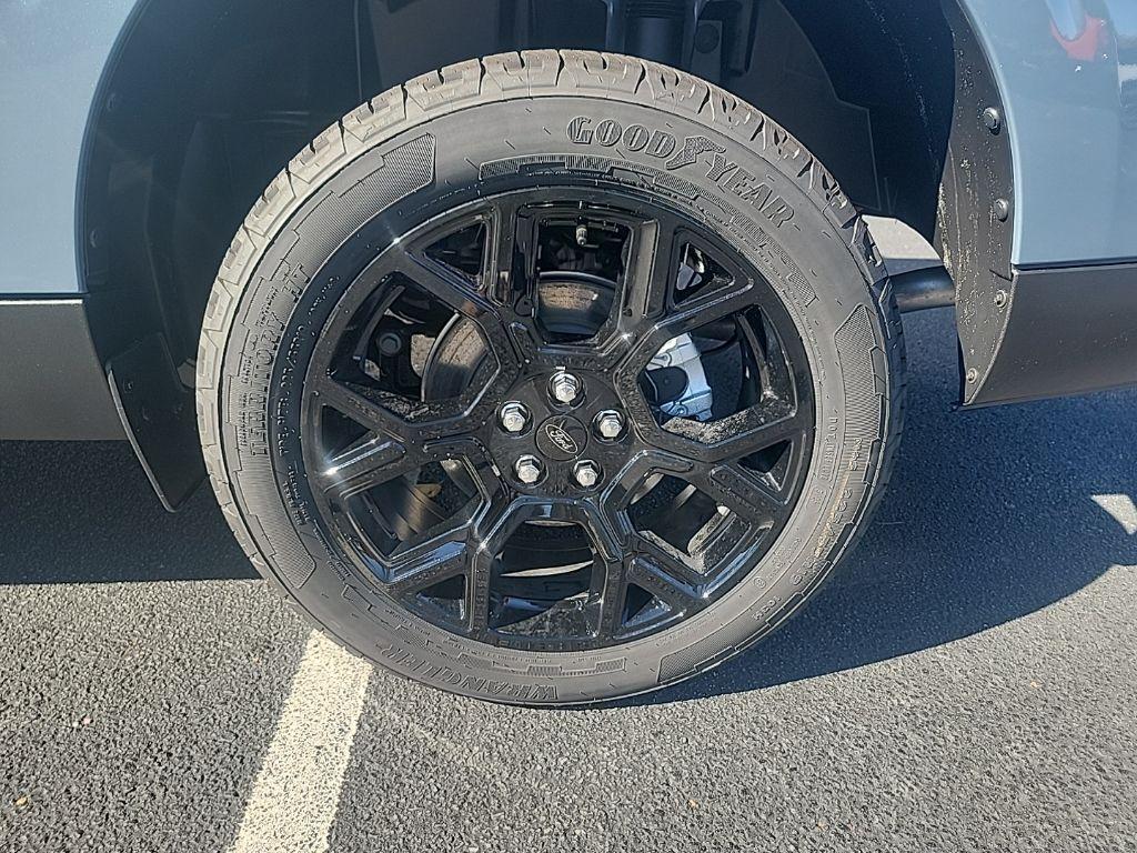 new 2025 Ford Maverick car, priced at $39,085