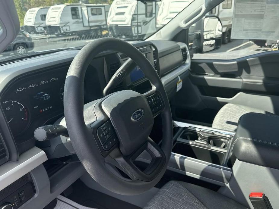 new 2024 Ford F-250 car, priced at $68,305