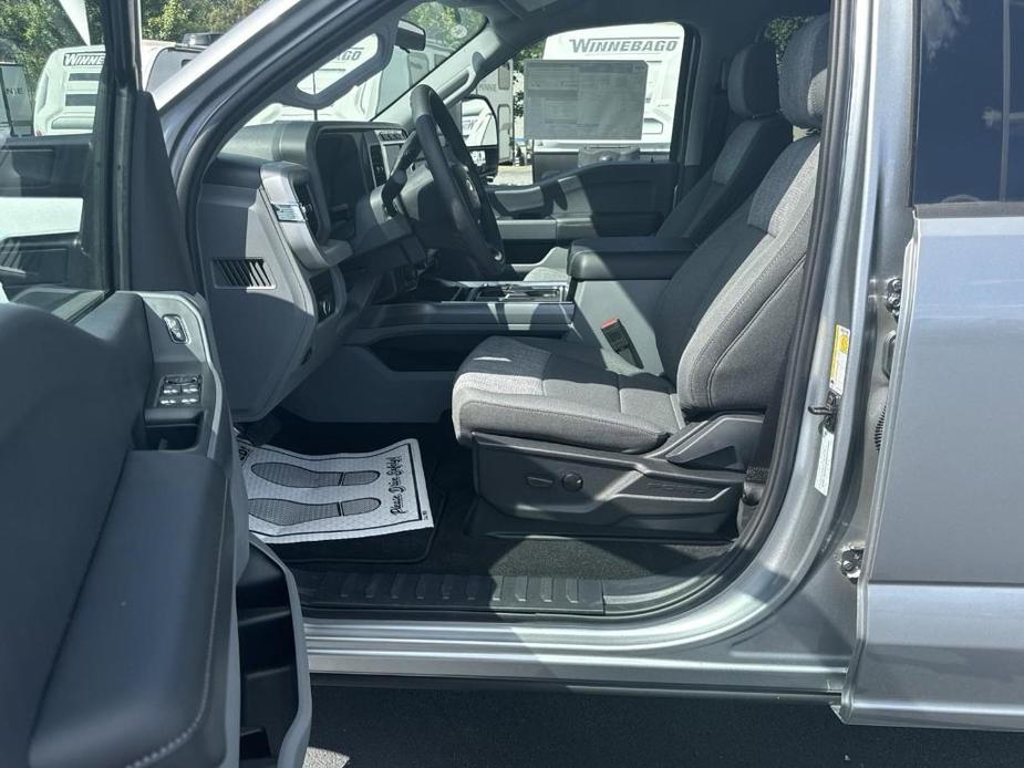 new 2024 Ford F-250 car, priced at $68,305