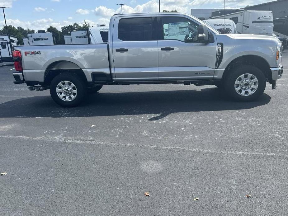 new 2024 Ford F-250 car, priced at $68,305