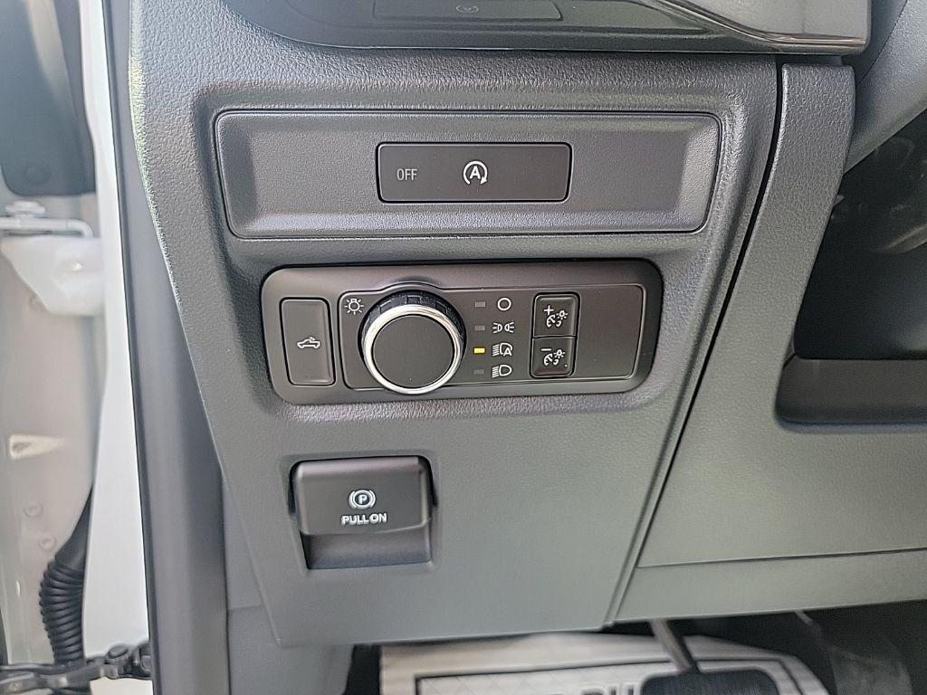 new 2025 Ford F-150 car, priced at $51,450