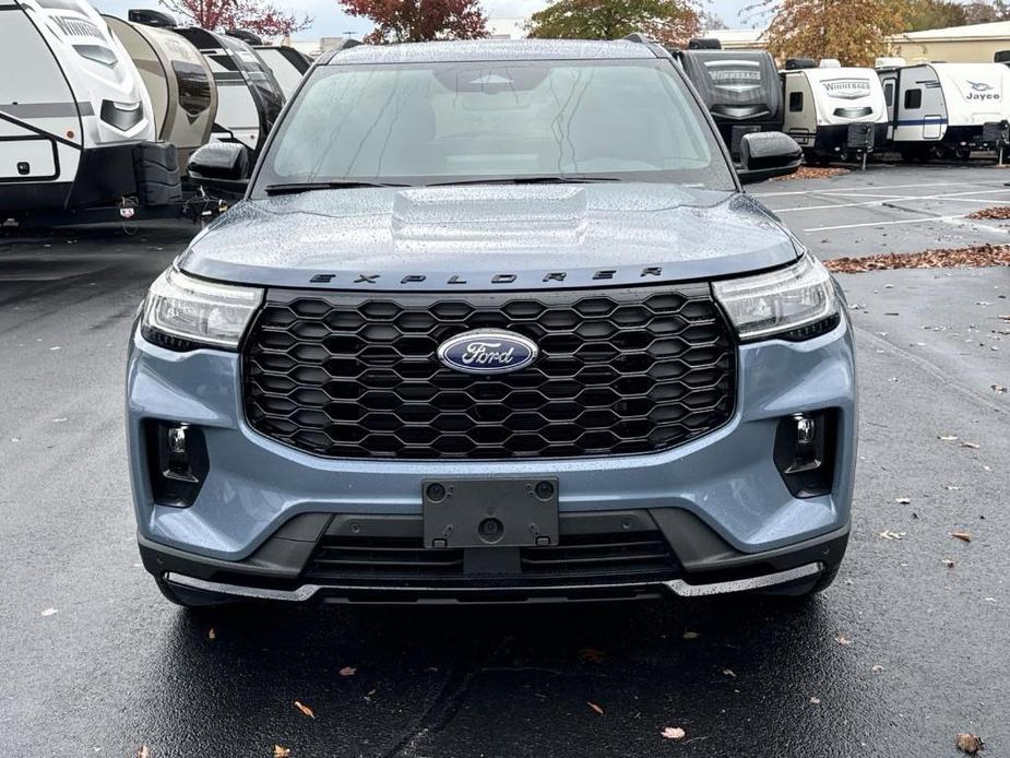 new 2025 Ford Explorer car, priced at $52,335