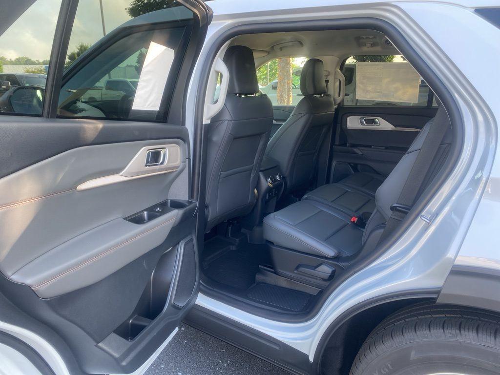 new 2025 Ford Explorer car, priced at $43,609