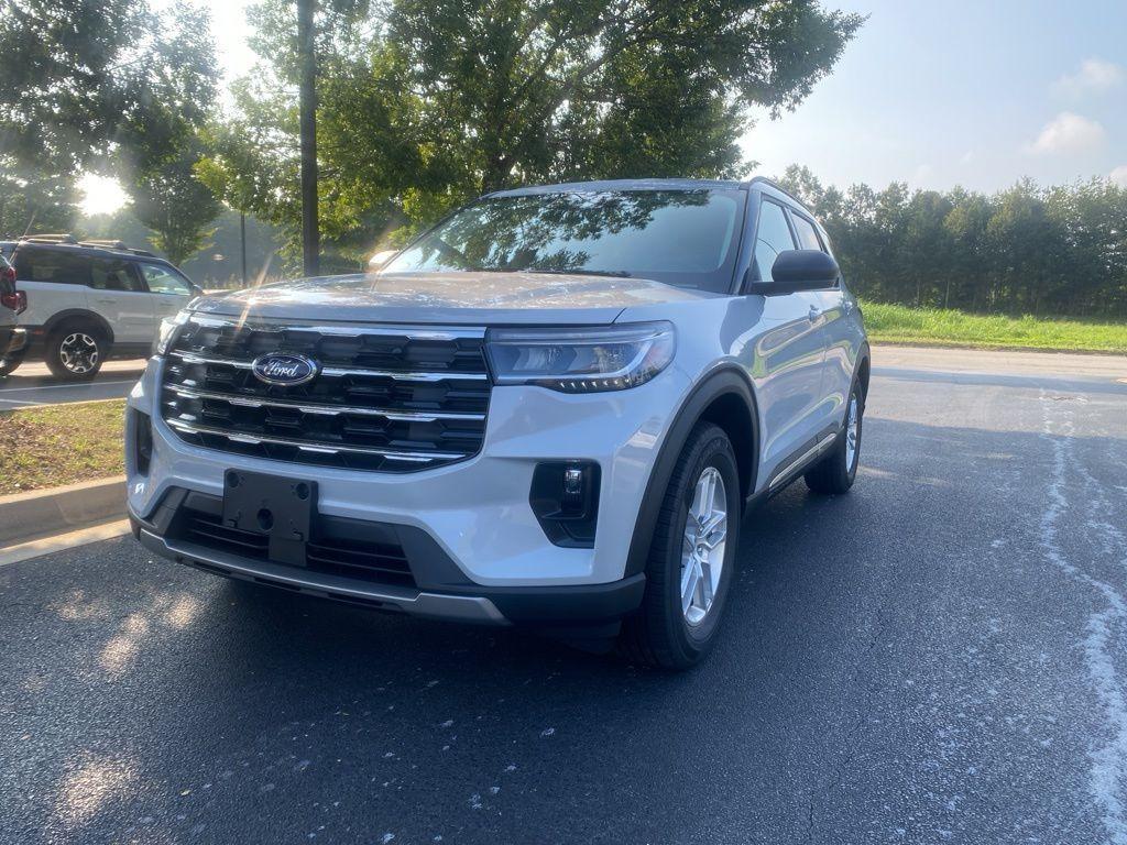 new 2025 Ford Explorer car, priced at $43,609