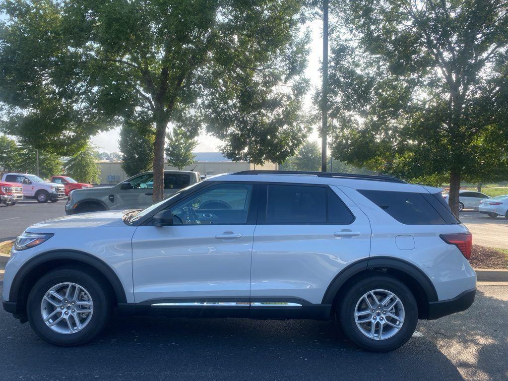new 2025 Ford Explorer car, priced at $43,609