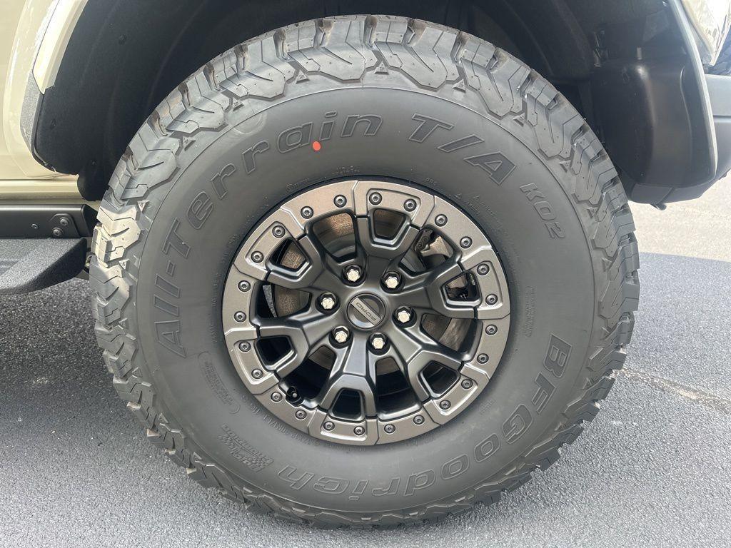 new 2025 Ford Bronco car, priced at $90,675