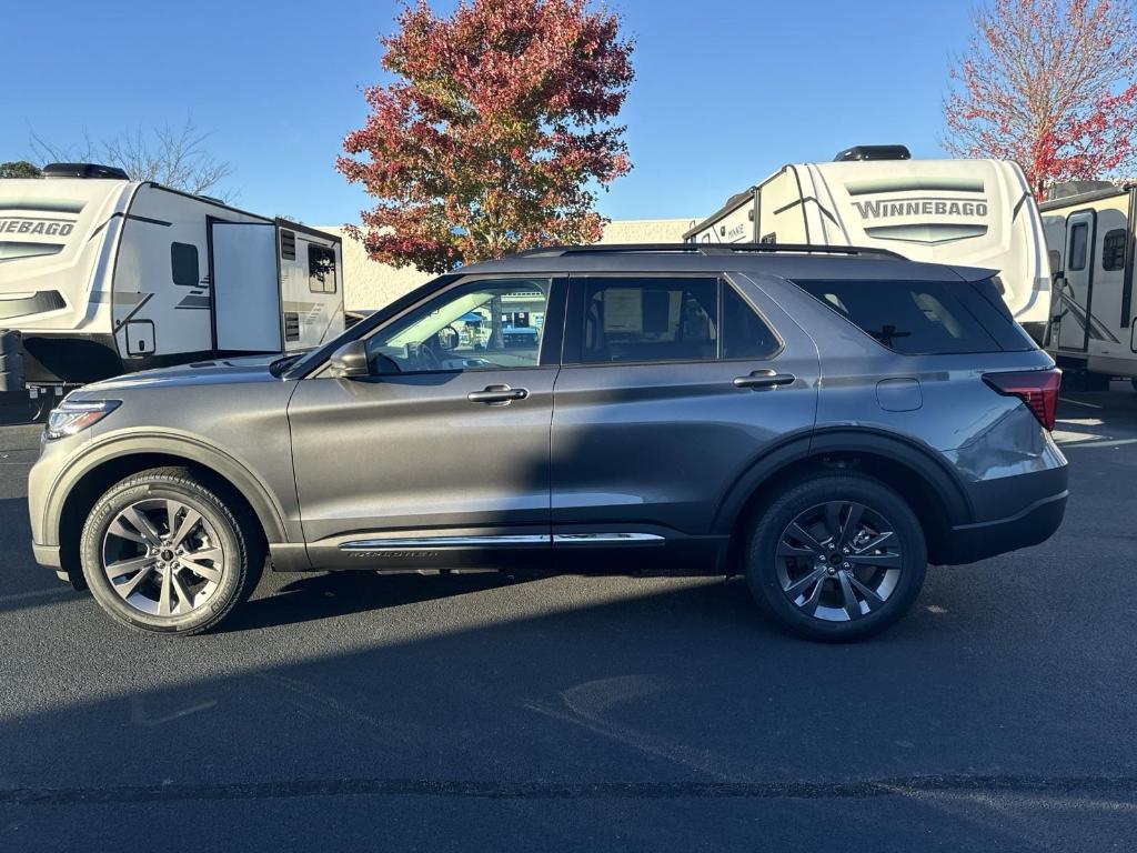 new 2025 Ford Explorer car, priced at $48,360