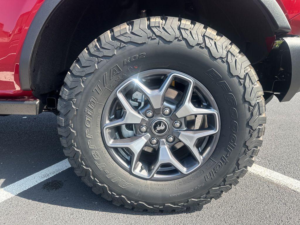 new 2025 Ford Bronco car, priced at $58,073