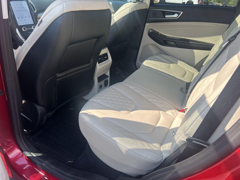 used 2024 Ford Edge car, priced at $35,343