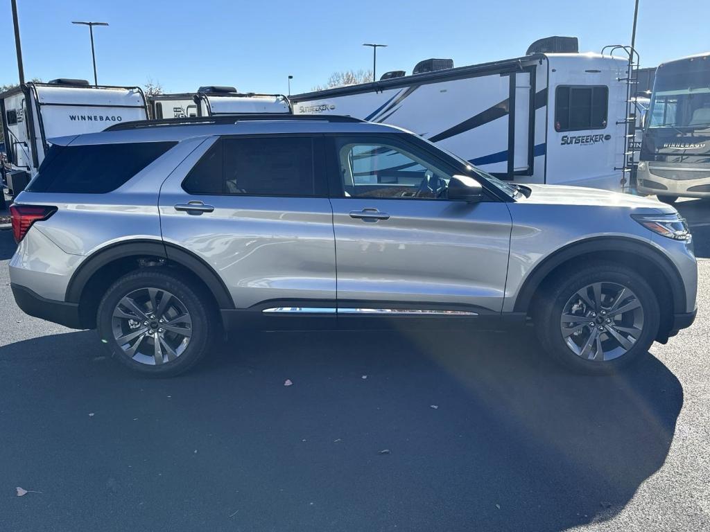 new 2025 Ford Explorer car, priced at $48,200