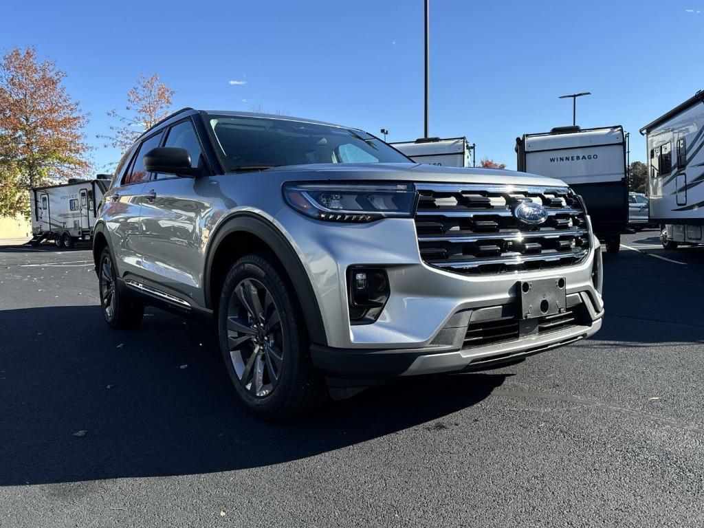 new 2025 Ford Explorer car, priced at $48,200