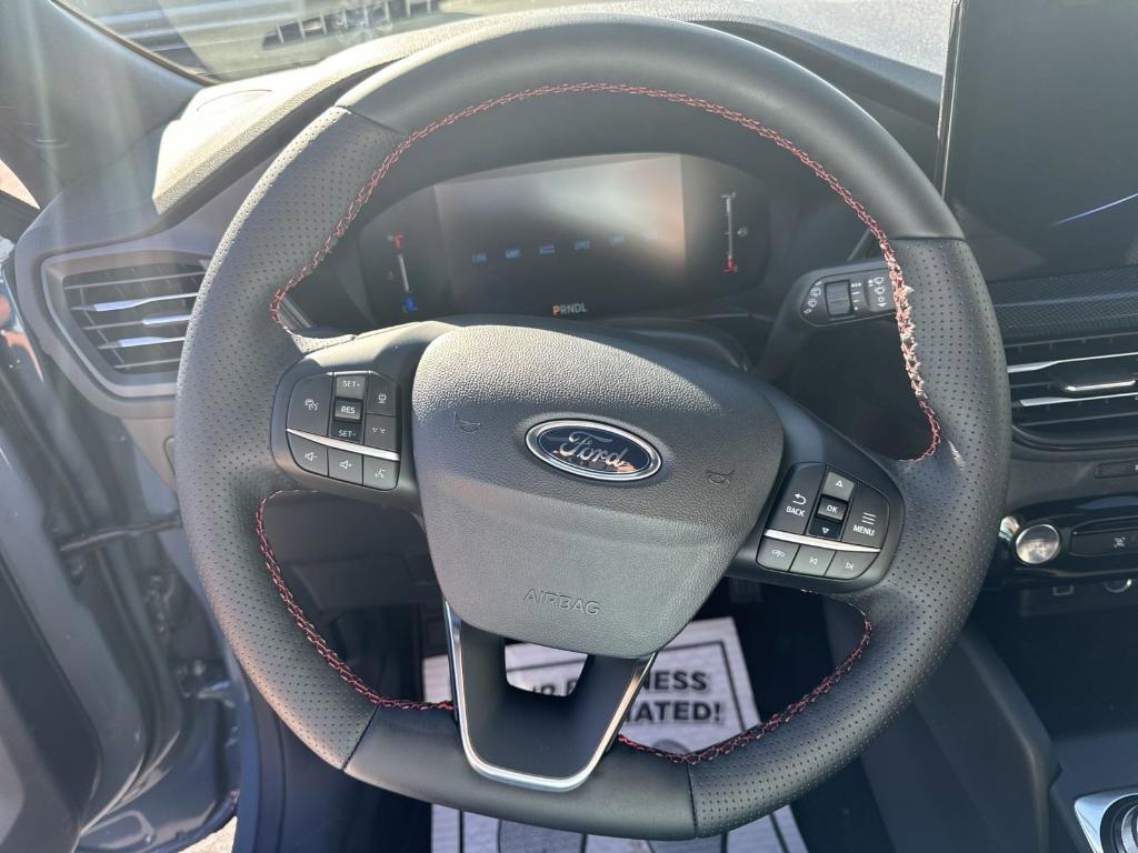 new 2025 Ford Escape car, priced at $33,570