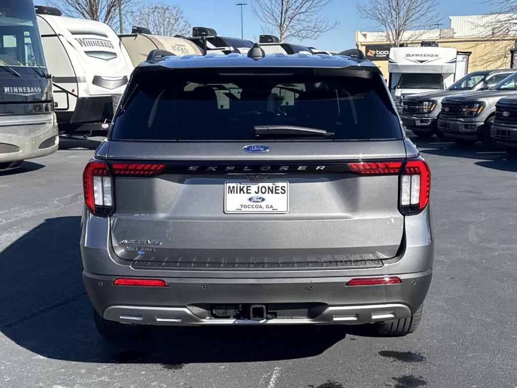 new 2025 Ford Explorer car, priced at $43,081