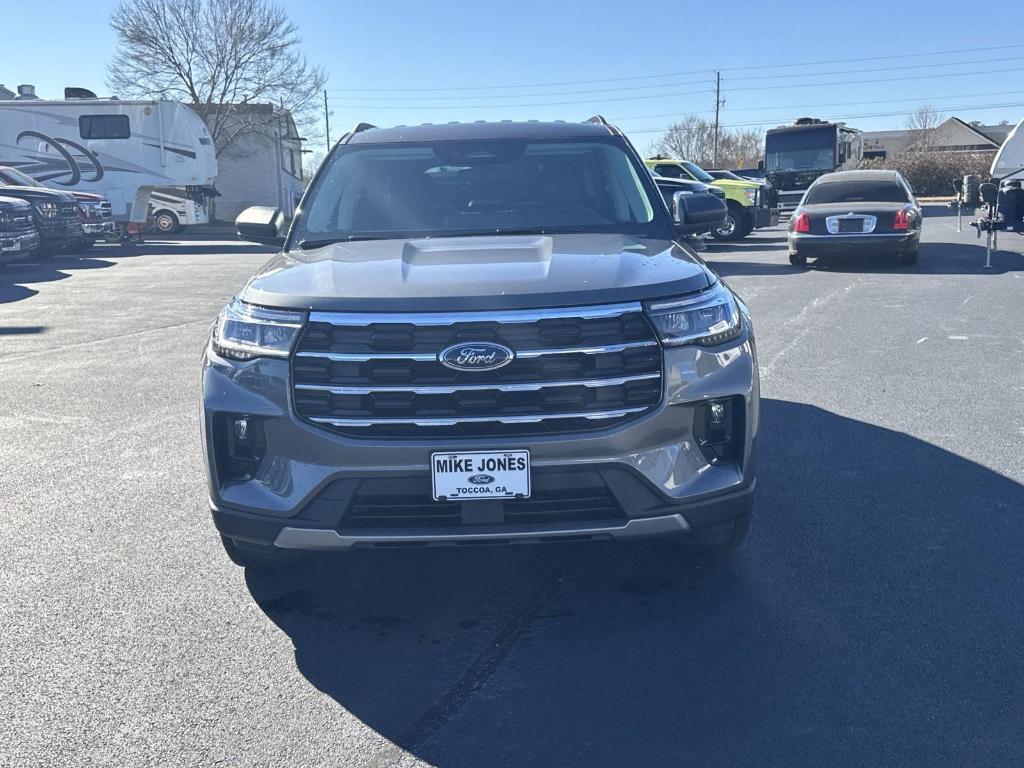 new 2025 Ford Explorer car, priced at $43,081