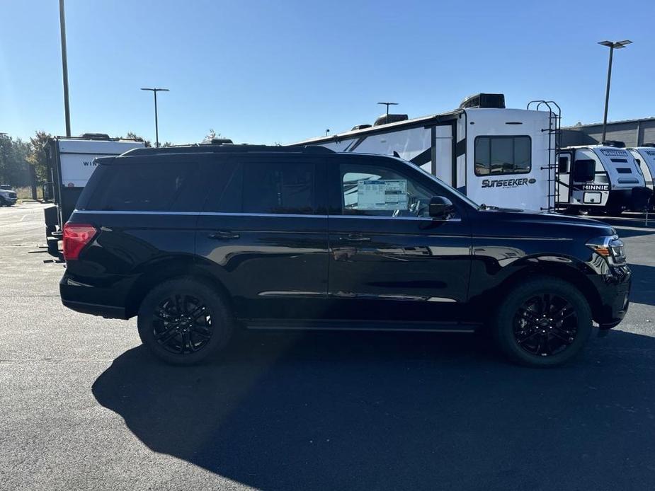 new 2024 Ford Expedition car, priced at $68,275