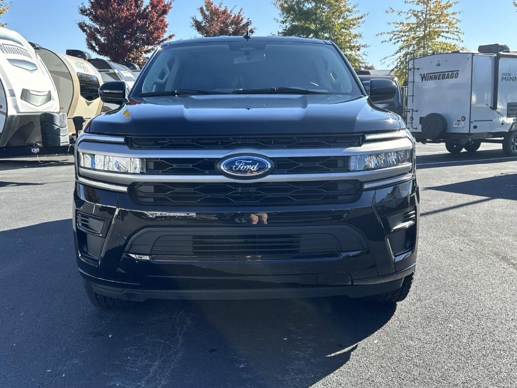 new 2024 Ford Expedition car, priced at $68,275