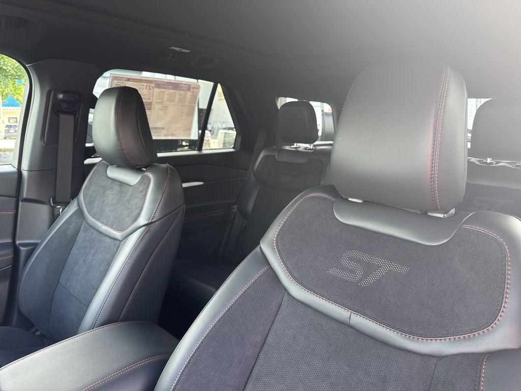 new 2025 Ford Explorer car, priced at $56,581