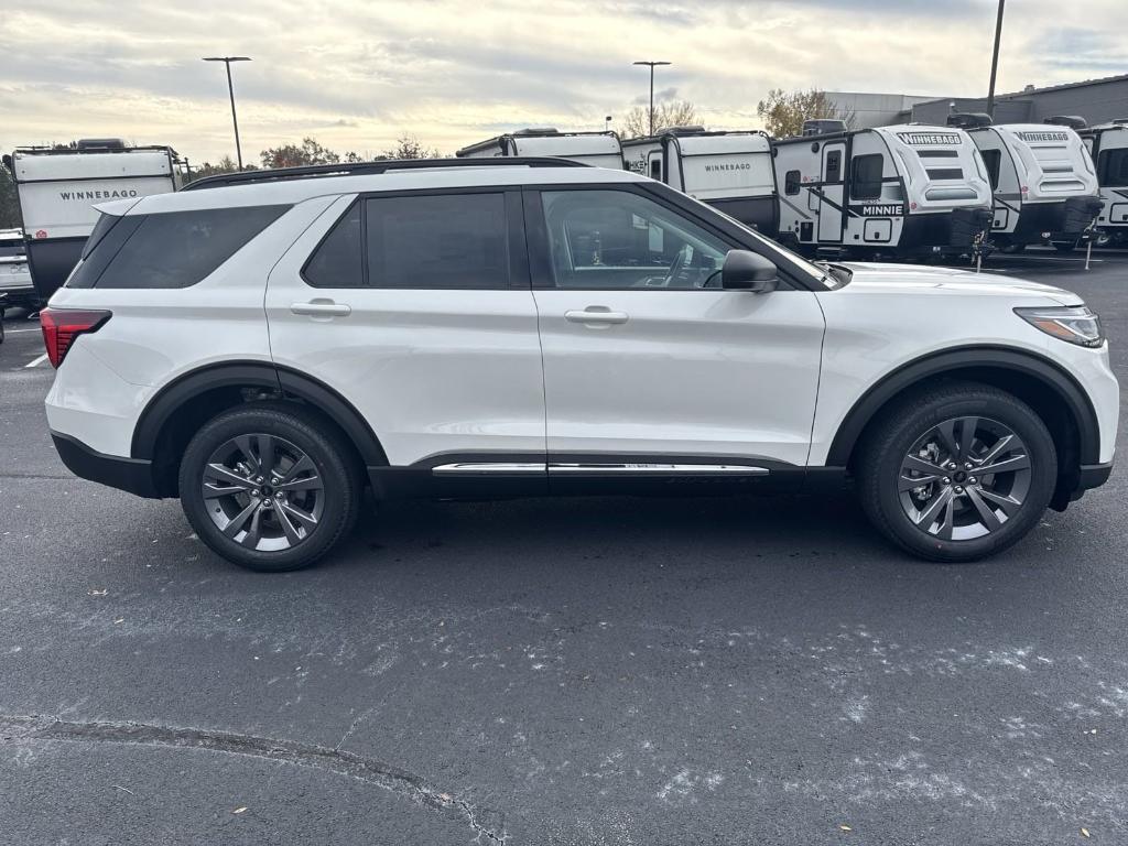 new 2025 Ford Explorer car, priced at $49,195