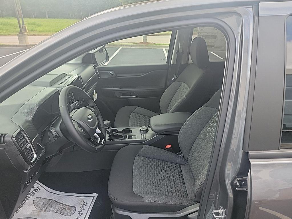 new 2025 Ford Ranger car, priced at $43,222