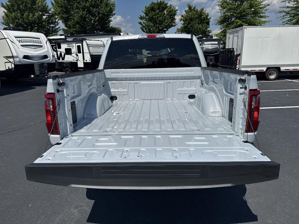 new 2025 Ford F-150 car, priced at $43,100
