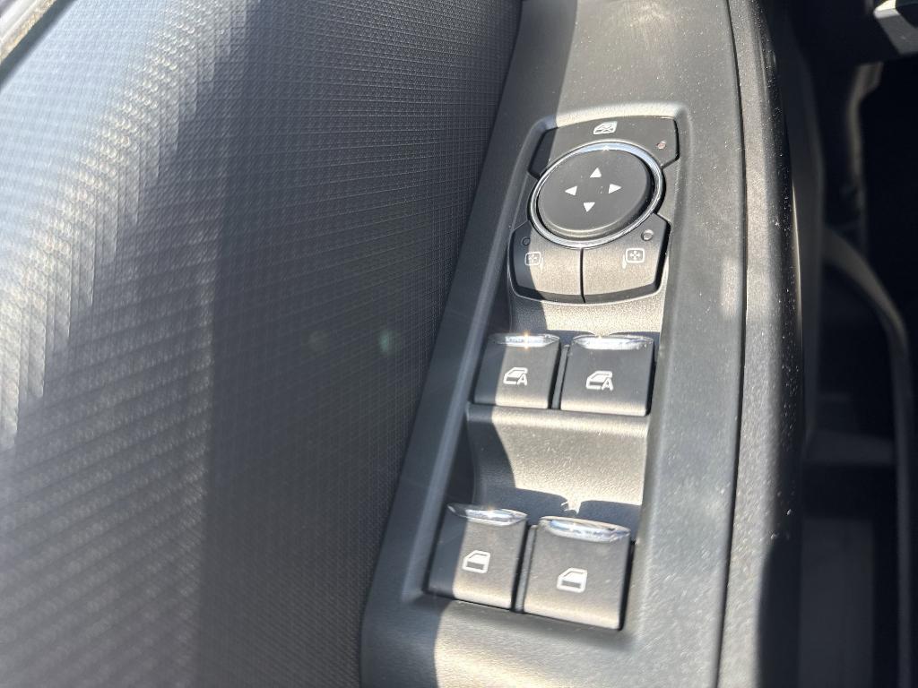 new 2025 Ford F-150 car, priced at $43,100