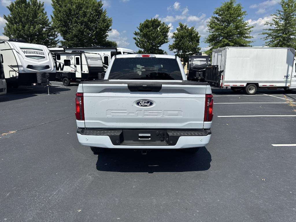 new 2025 Ford F-150 car, priced at $43,100