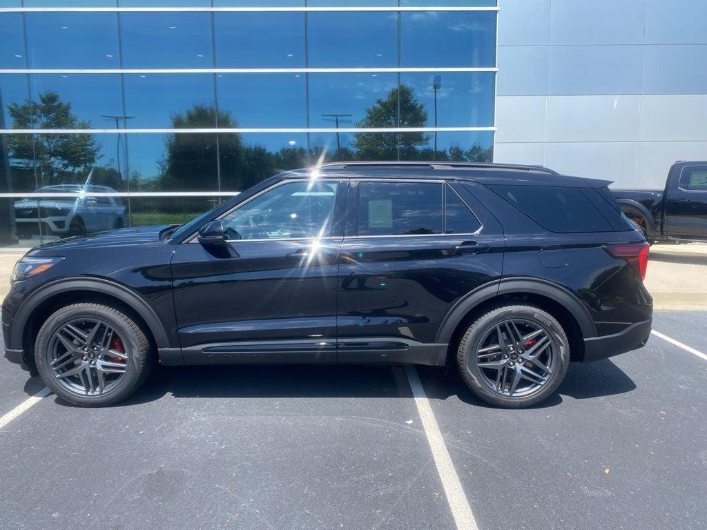 new 2025 Ford Explorer car, priced at $56,993