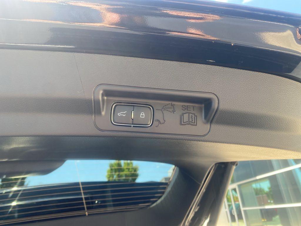 new 2025 Ford Explorer car, priced at $56,993