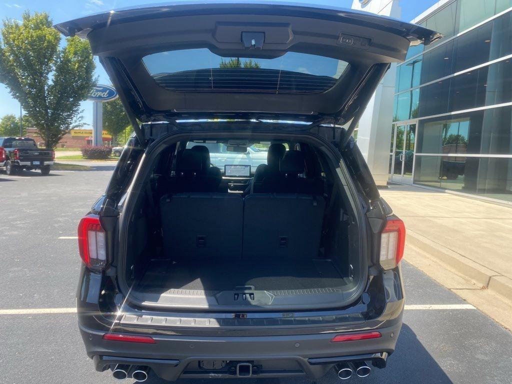 new 2025 Ford Explorer car, priced at $56,993
