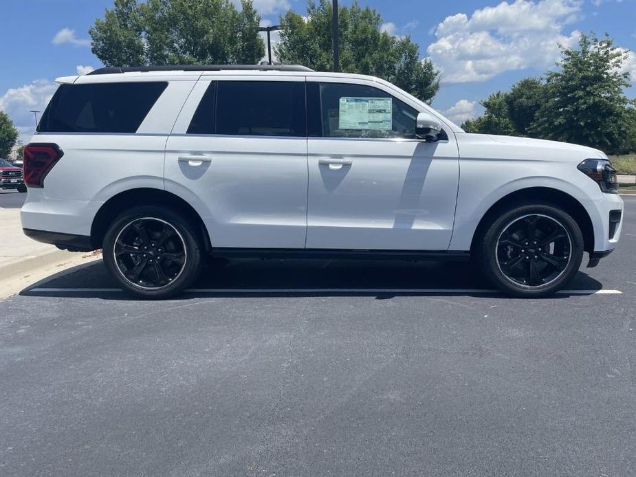 new 2024 Ford Expedition car, priced at $74,654