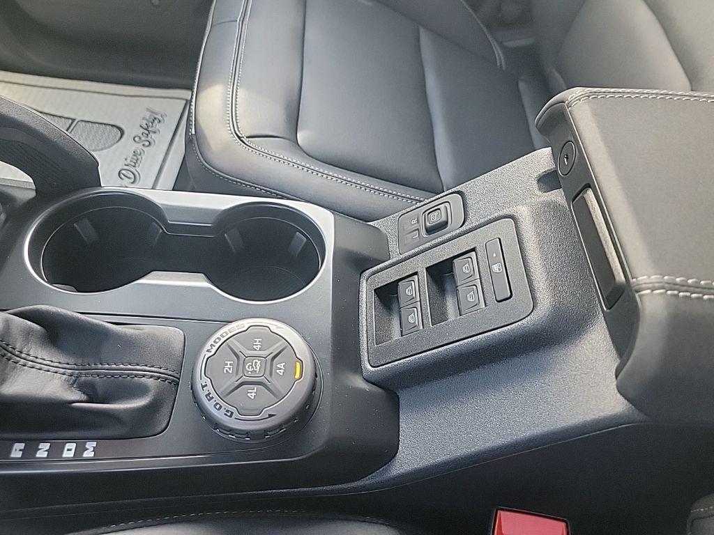 new 2025 Ford Bronco car, priced at $52,370