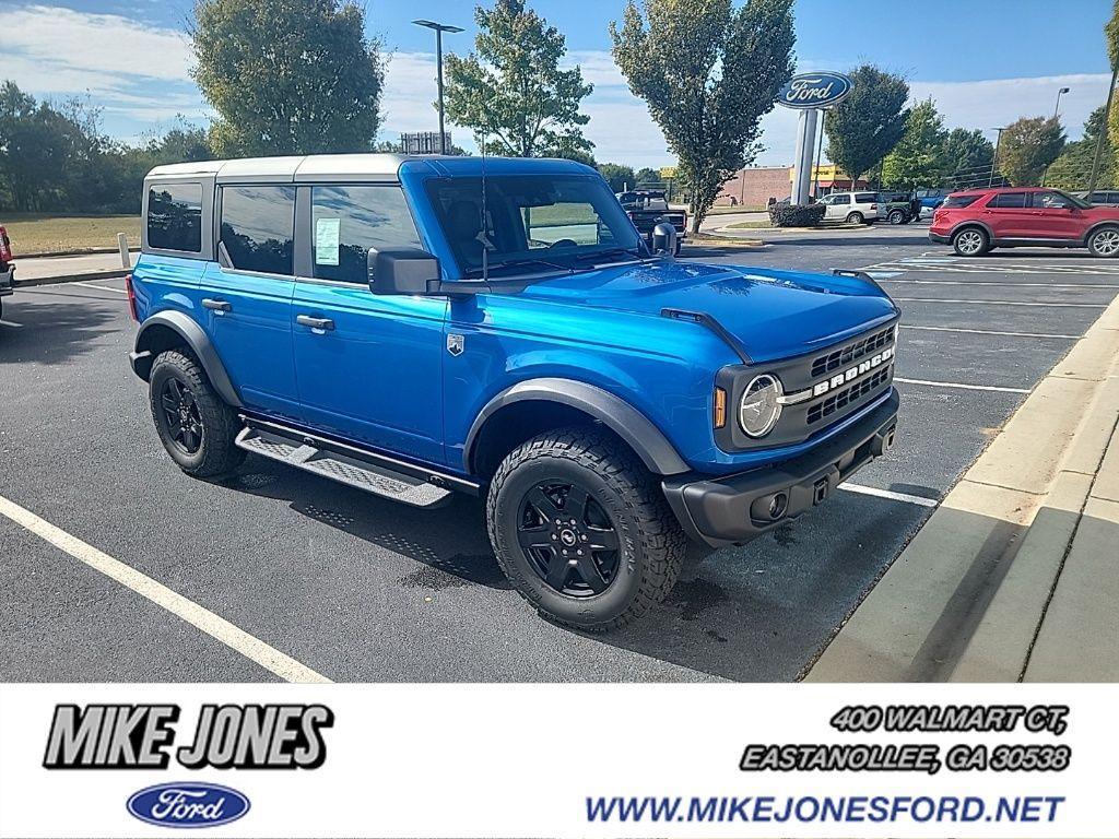 new 2025 Ford Bronco car, priced at $52,370
