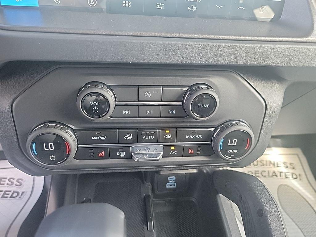 new 2025 Ford Bronco car, priced at $52,370