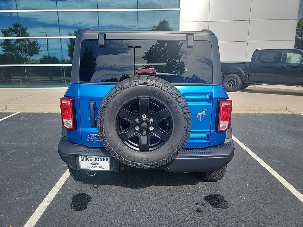 new 2025 Ford Bronco car, priced at $52,370