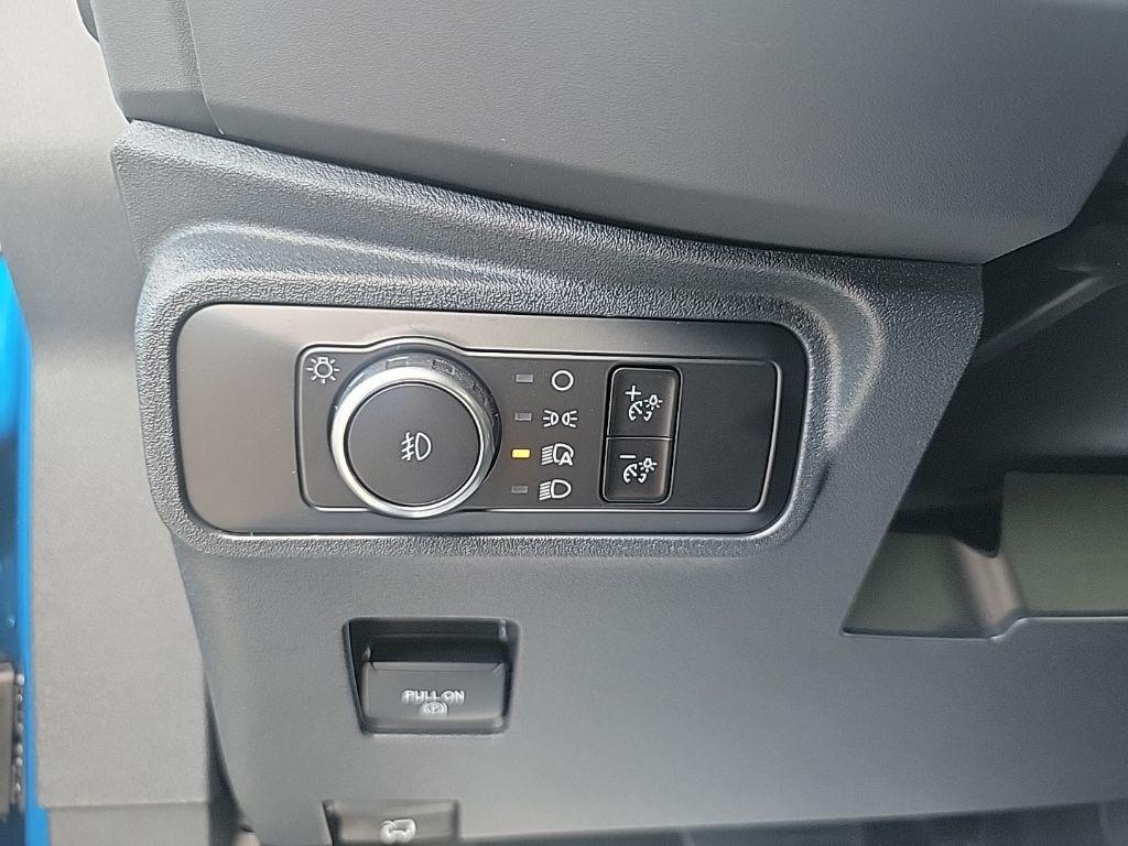 new 2025 Ford Bronco car, priced at $52,370