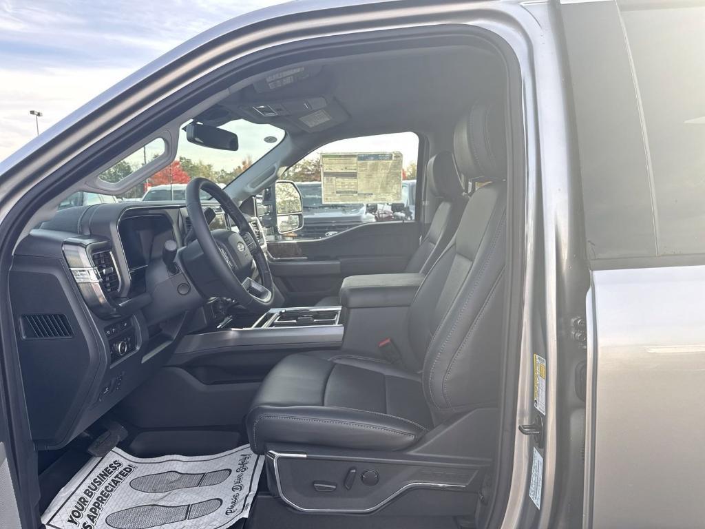 new 2024 Ford F-250 car, priced at $78,635