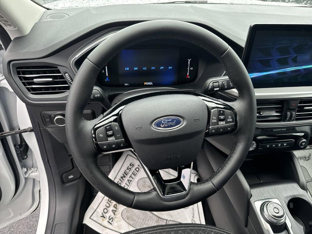 new 2025 Ford Escape car, priced at $31,475