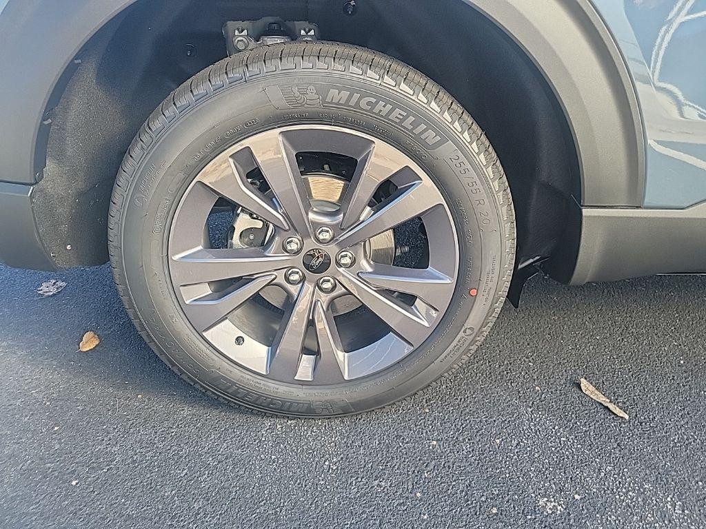 new 2026 Ford Explorer car, priced at $47,907