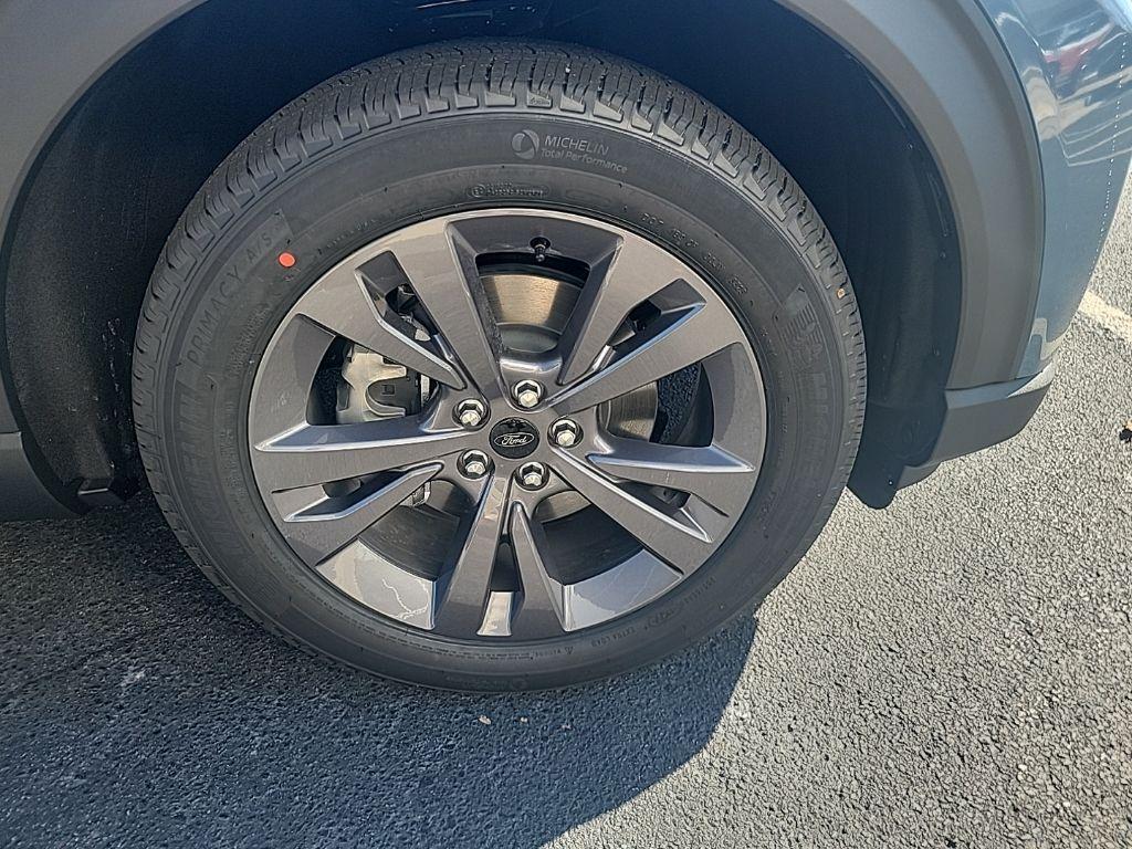 new 2026 Ford Explorer car, priced at $47,907