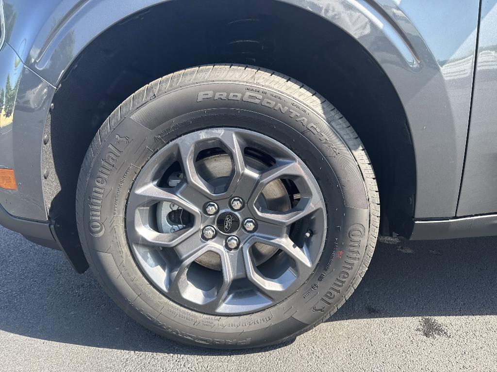 new 2025 Ford Maverick car, priced at $33,115