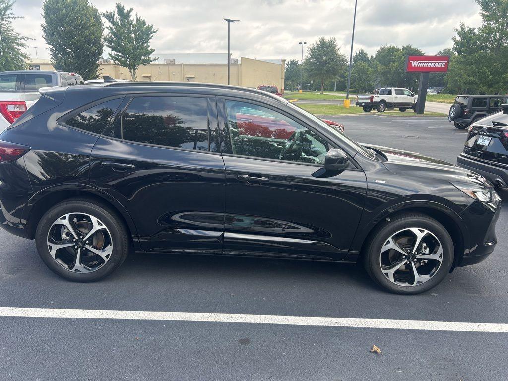 used 2023 Ford Escape car, priced at $25,995